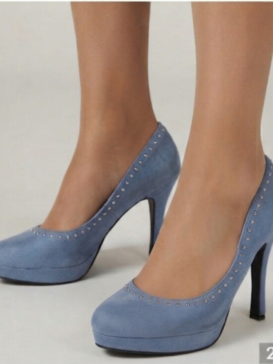 City Streets Shoes - Platform heels blue studded 9.5